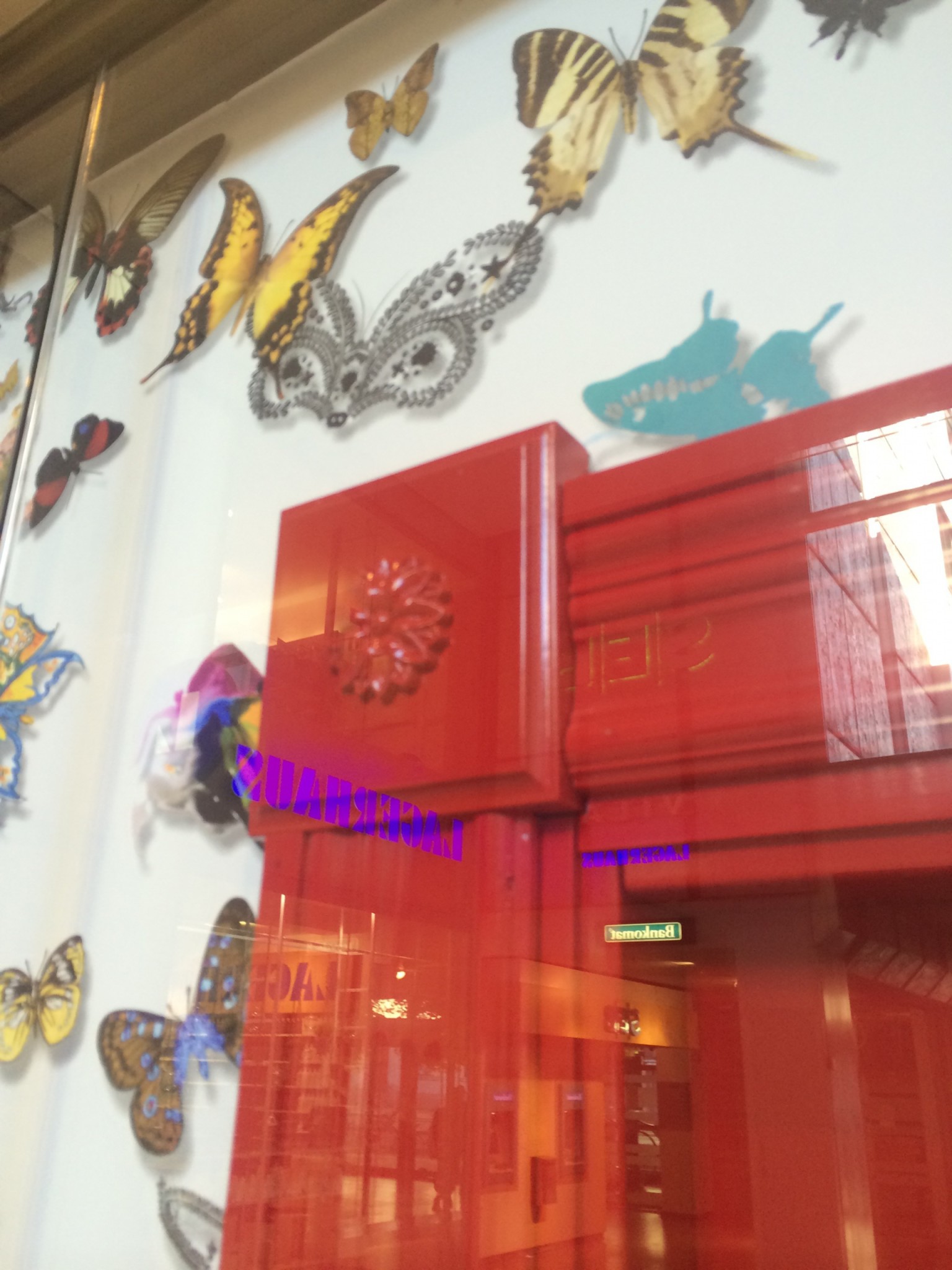 Vart kan man köpa stuckatur och listdetaljer? Byggahus.se