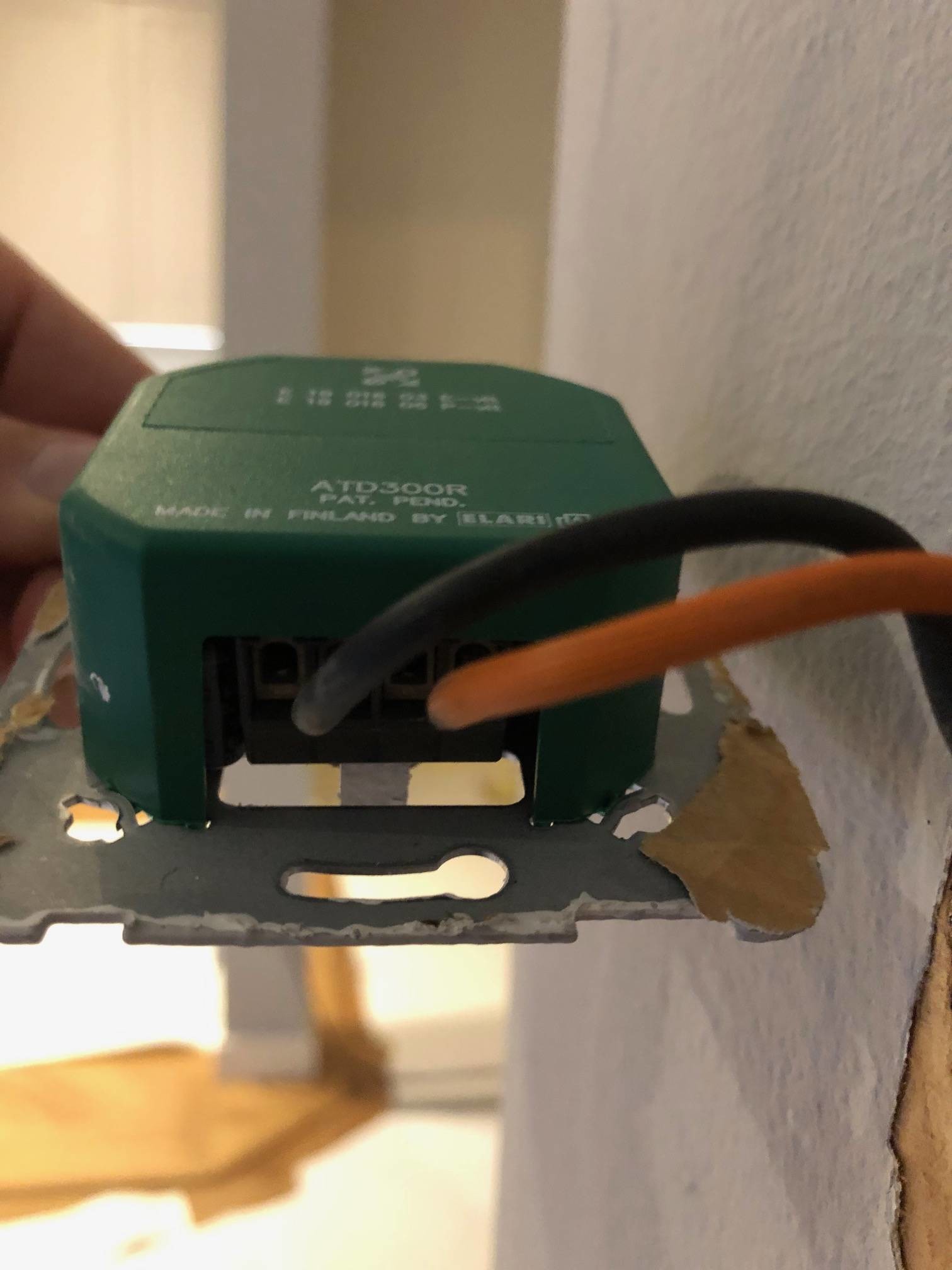 Byta ut gammal dimmer mot strömbrytare med dimmerpuck Byggahus.se