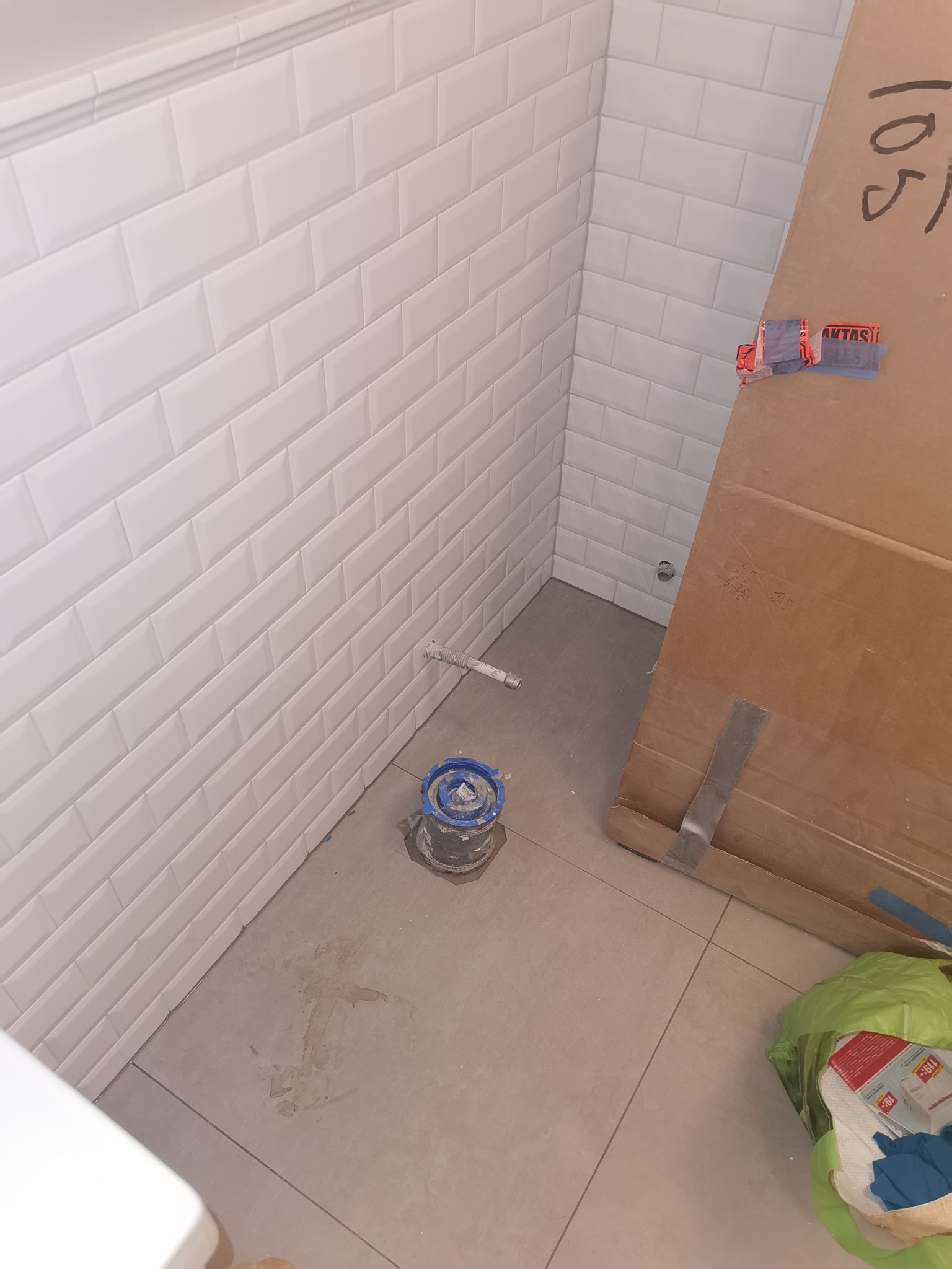 Avlopp för långt från vägg? Vilket toalettstol | Byggahus.se