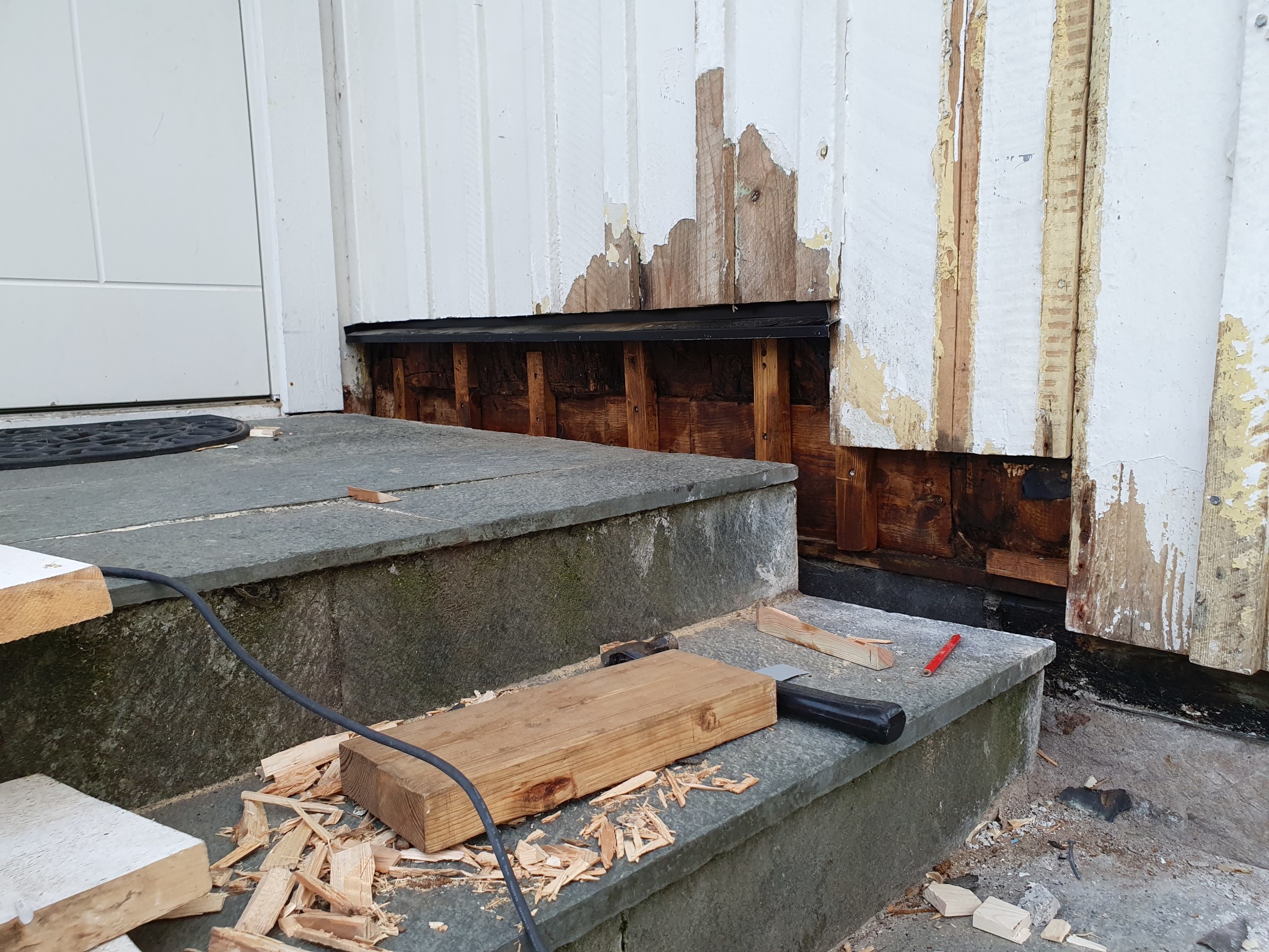Entr trapp Gjuten Mot Fasad P Hus Fr n 38 Vad G ra Byggahus se