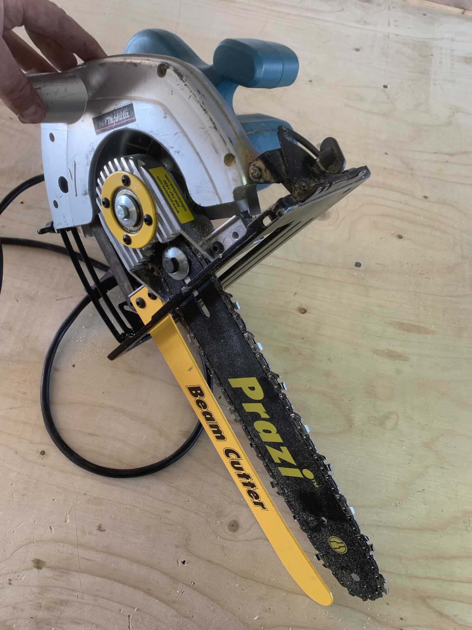 Beam cutter, Uppsala Byggahus.se