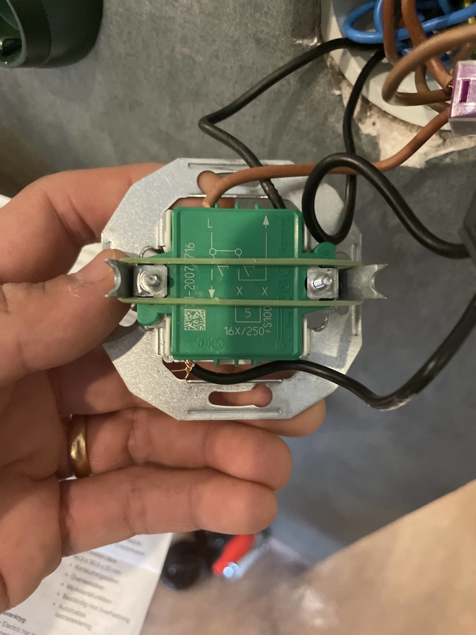 Dimmer går inte att släcka Byggahus.se