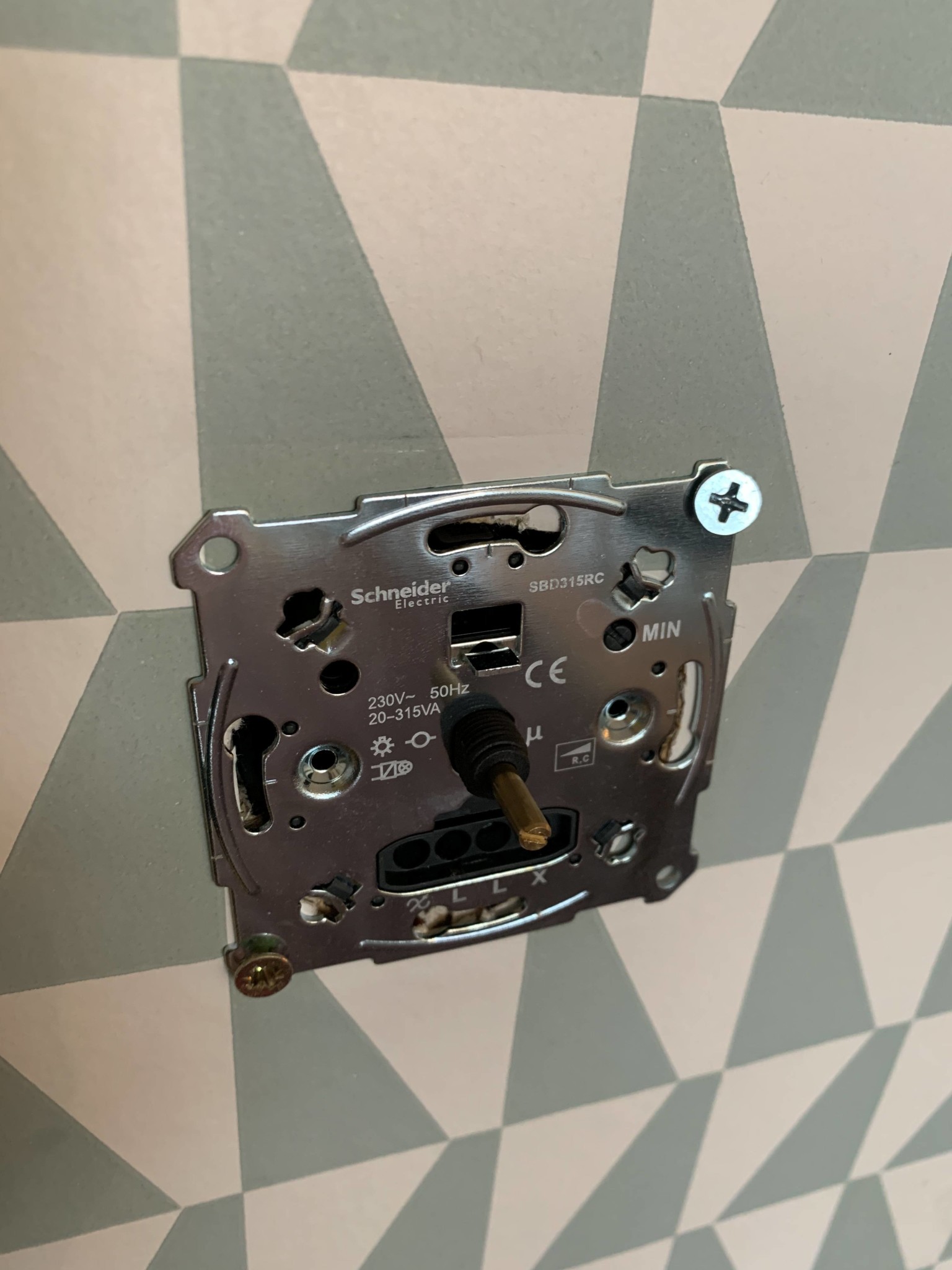 Dimmer SBD315RC Fungerar Den Med LED lampor Byggahus se