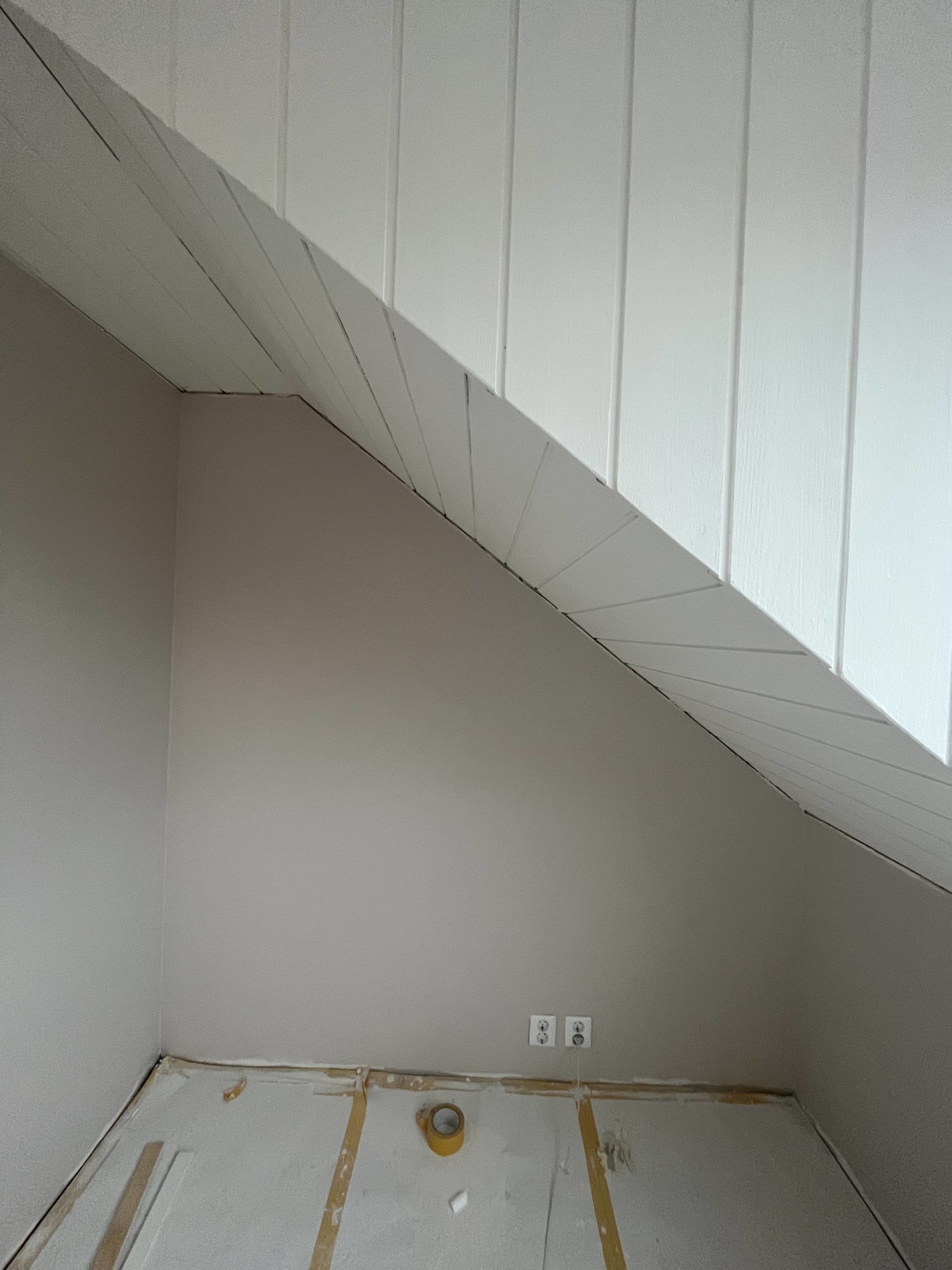 Taklister i snedtak | Byggahus.se