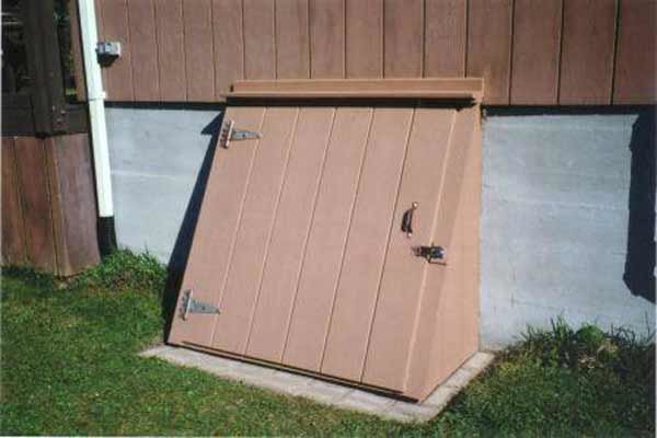 storm-basement-entry-systems-in-wood.jpg