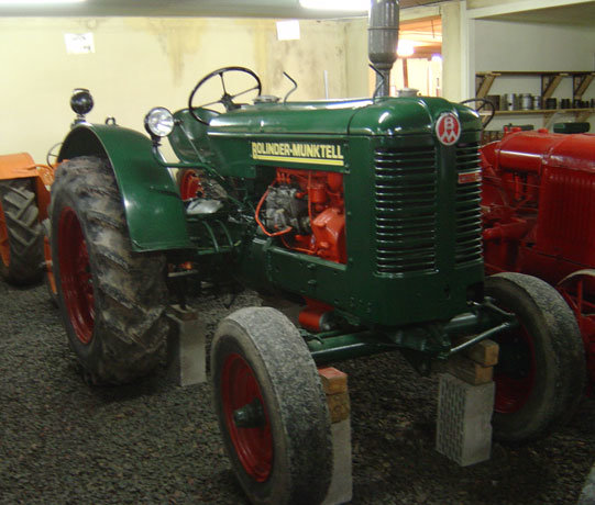 Bolinder_munktell_tractor.jpg