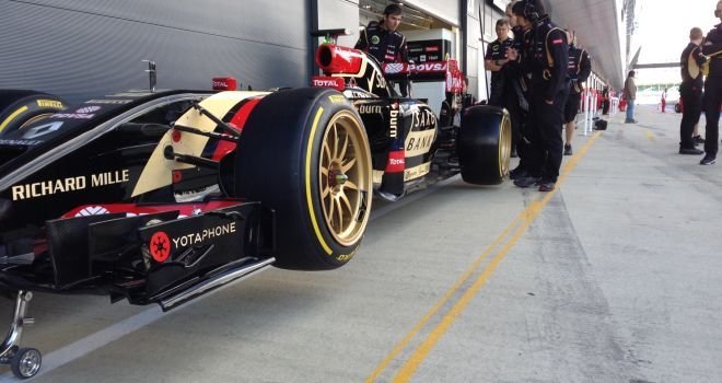 lotus-pirelli-big-tyres-concept-18-inch_3170089.jpg