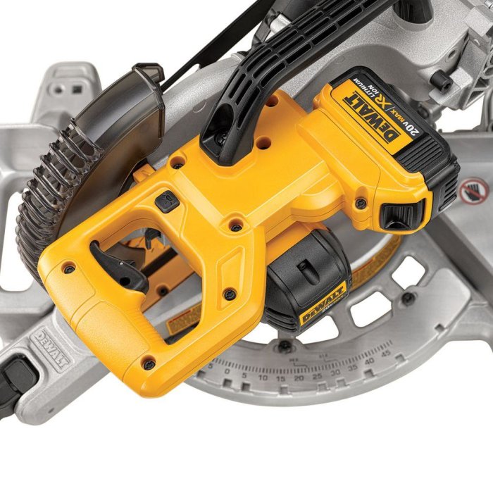 DCS361M1-dewalt-saw.jpg