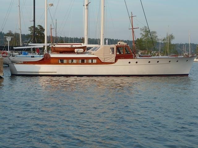 7064509861.jpg