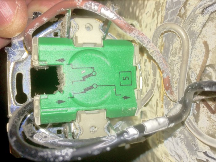 Koppla två knapps dimmer Byggahus.se