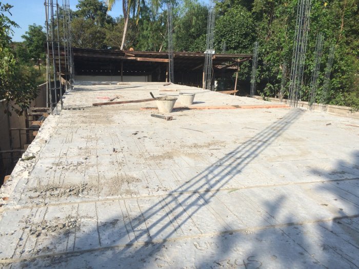 Golvet på plats.jpg