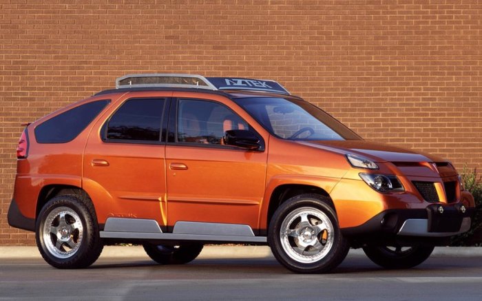 Pontiac-Aztek_2519036k.jpg