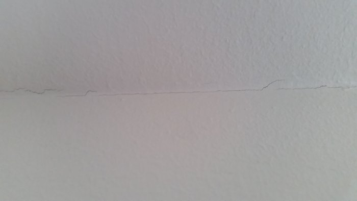 1454317608457846483062.jpg