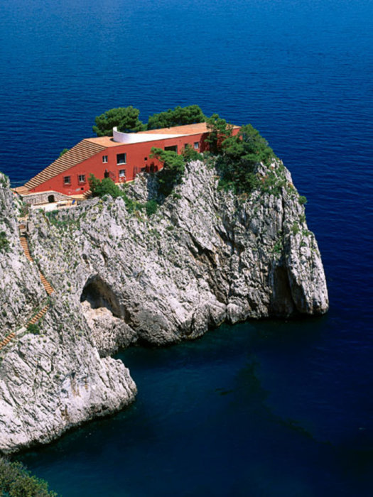 dam-images-daily-2012-05-casa-malaparte-capri-italy-casa-malaparte-capri-italy.jpg