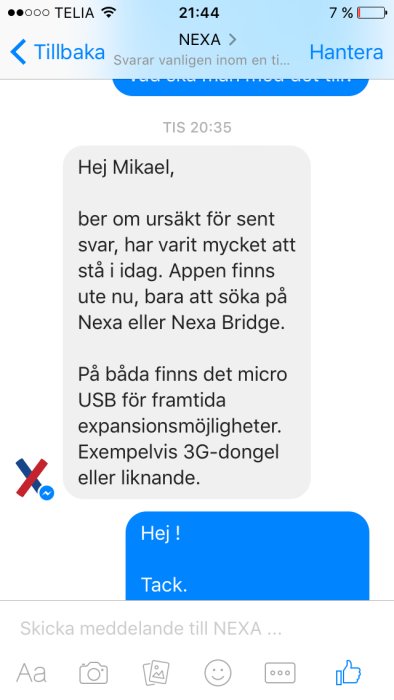 Skärmdump av en textkonversation där någon svarar på en fråga om USB-möjligheter i en Nexa Bridge.