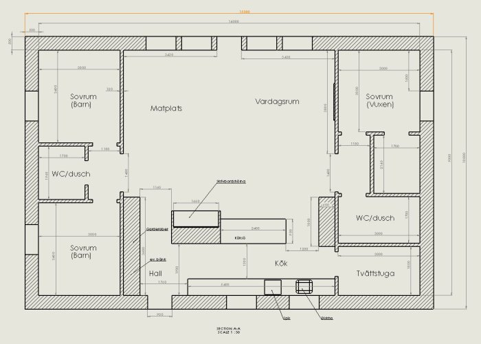 Arkitektonisk ritning av en lägenhetsplan med betecknade rum som kök, vardagsrum, sovrum och badrum.