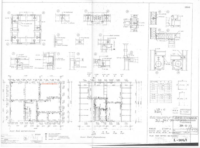 Arkitektritning av en bostad med rödmarkerad vägg där användaren funderar på att sätta in en altandörr.