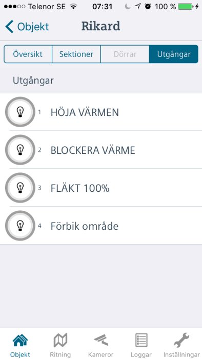 Skärmdump av en hemautomation app visar kontroller för 'HÖJA VÄRMEN', 'BLOCKERA VÄRMEN' och 'FLÄKT 100%'.