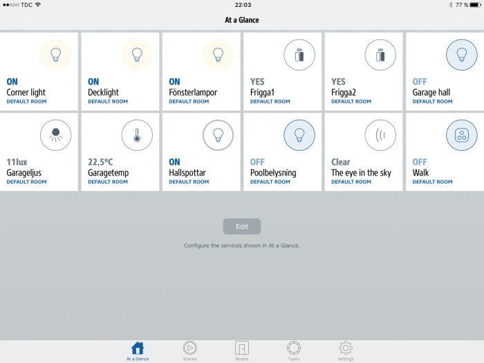 Skärmdump av hemautomatiseringssystem med ikoner för att styra belysning och enheter i olika rum.