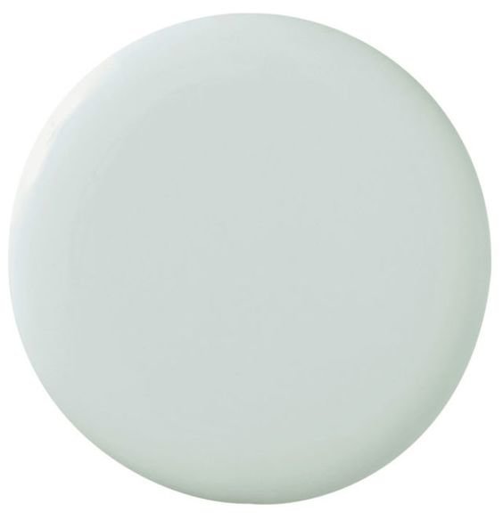 Färgprov av Farrow & Ball Pale Powder 204, en ljus grå-grön-blå nyans.