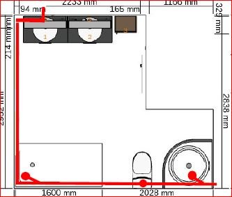 Ritning över badrum med måttangivelser och rödmarkerade avloppsrör för dusch, toalett och badkar.