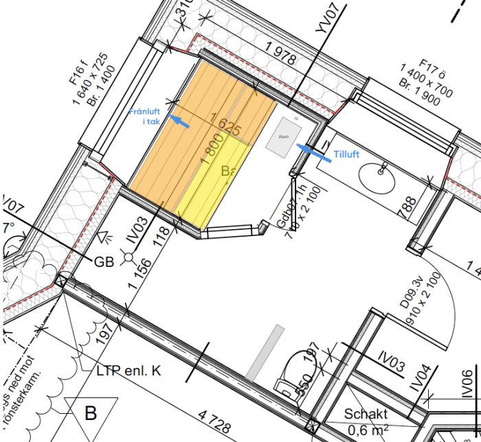 Arkitektonisk ritning av en bastu med markerade positioner för dörr, aggregat och ventilationssystem.