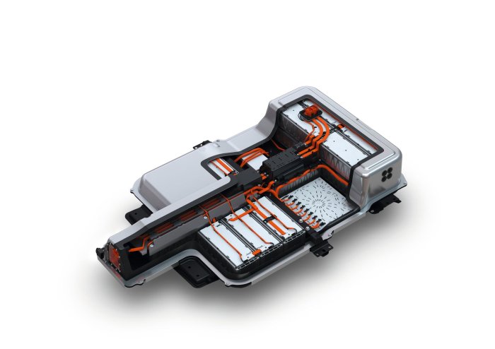 3D-renderad bild av en uppdelad elbilsbatteripack med synliga moduler och kablage.