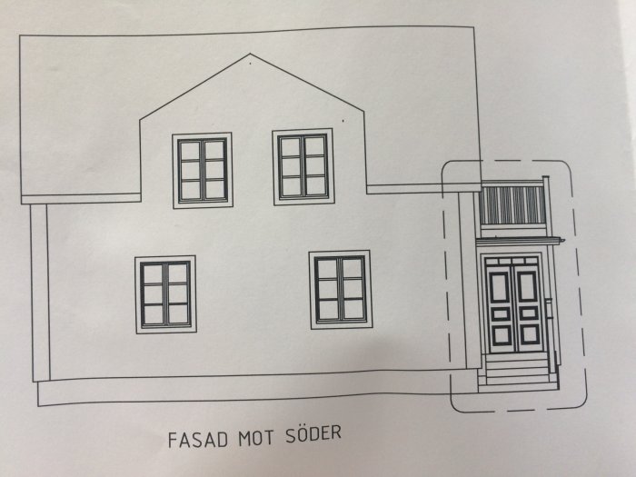 En skiss av husets sydvästra fasad med planerad inbyggd veranda och nya fönster.