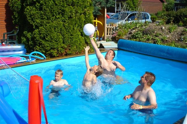 Poolparty_006.jpg