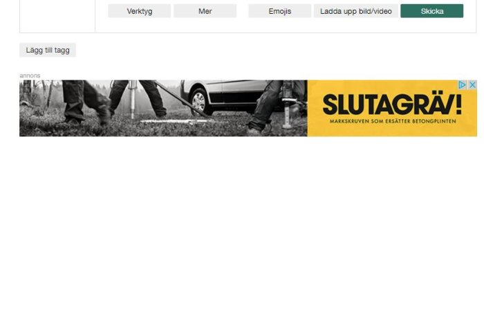 Svartvit bild på personer som installerar markskruv med texten "SLUTAGRÄV!