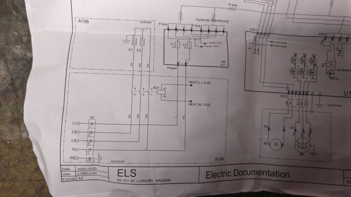 Elritning för anslutning av en Electrolux Quickwash tvättmaskin med markeringar och anteckningar.