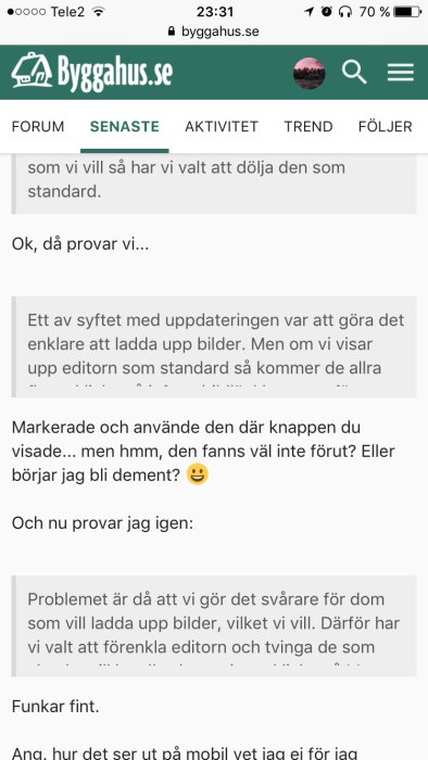 Skärmdump från diskussionsforum med text om att ladda upp bilder och redigera inlägg på en mobilskärm.