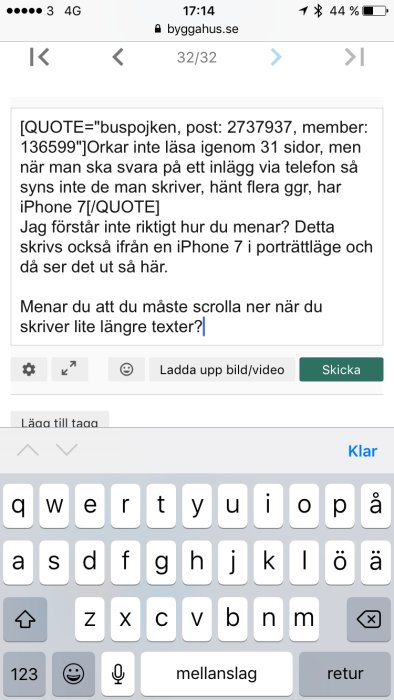 Skärmdump av ett foruminlägg på en iPhone 7 som visar text och tangentbord i porträttläge.