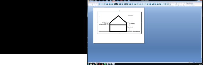 Ritning av sektion för hus med måttangivelser för takhöjd och byggnadshöjd.