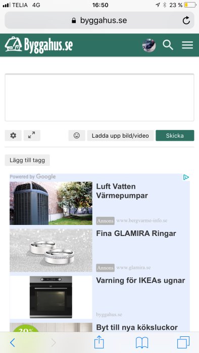 Skärmdump av ett diskussionsforum med en textinmatningsruta och annonser för värmepumpar och ringar.