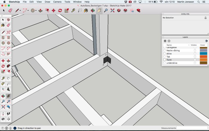 3D-modell i SketchUp som visar fäste av stolpe med metallbeslag i ett hörn.