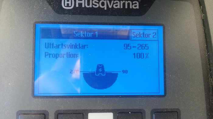 Display av gräsklippares inställningar för utgångsvinklar med uppgifter om sektor 1 och 2.