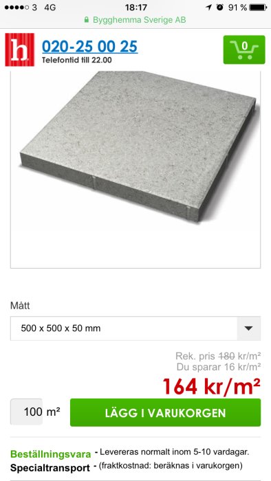 Grå trottoarplatta av betong, med måttet 500x500x50 mm, prissatt till 164 SEK per kvadratmeter.