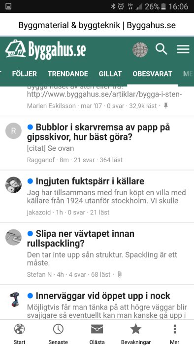 Skärmbild av diskussionsforum med listade trådar om byggprojekt och renovering på webbplatsen ByggaHus.se.