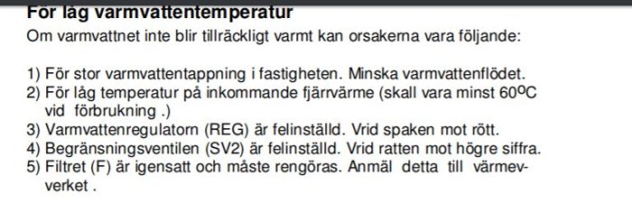 Skärmdump av en instruktionstext om åtgärder för låg varmvattentemperatur, inklusive tips om rengöring av filter.
