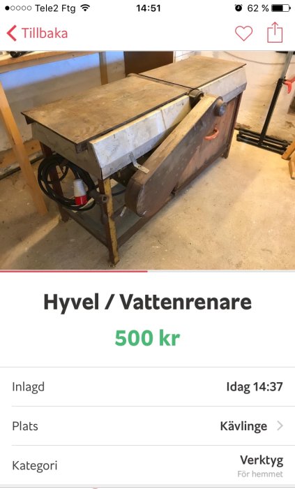 Kombinerad hyvel och vattenrenare till salu för 500 kr, placerad i ett verkstadsutrymme.