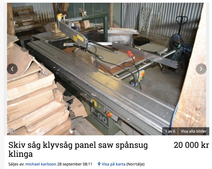 Altendorf F90 panelsåg i verkstad med stor spånsug och trämaterial runtomkring.