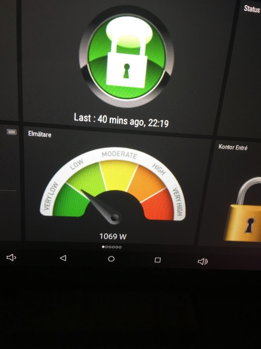 Energiförbrukningsmätare visar 1069 W i låg/moderat zon med tidstämpel 40 minuter sedan.