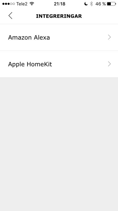 Skärmdump av en smartphone med menyval för integration av Amazon Alexa och Apple HomeKit.