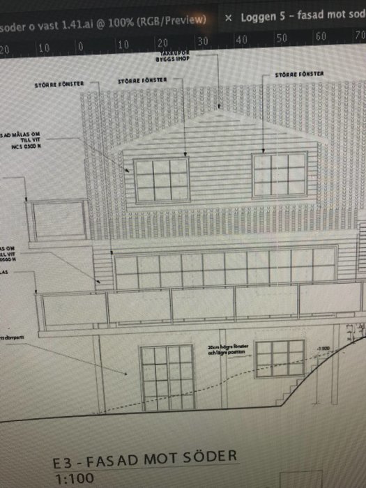 Ritning av sutteränghusets södra fasad med befintlig altan och planerad tillbyggnad.