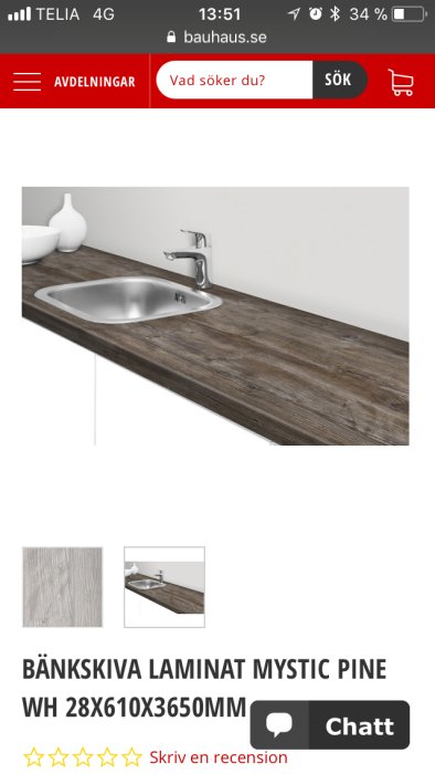Laminatbänkskiva med trälook, planerad som sittyta i en hallrenovering, visad på en webbsida.