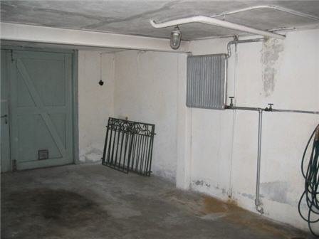 Garage.jpg