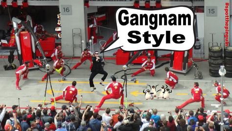 Montage av en Formel 1-pitstoppsscener och dansande människor med textbubbla "Gangnam Style".
