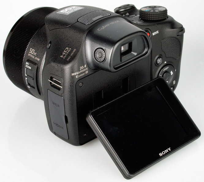 Sony DSC HX300 systemkamera med utvikt rörlig display.