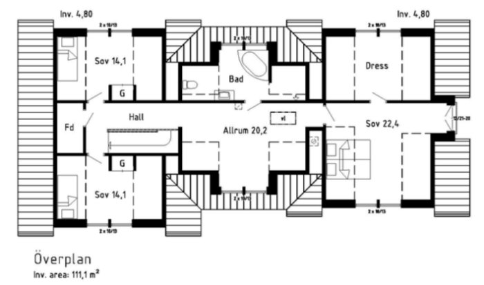 Ritning över planlösningen för övervåningen av "villa Solvik", som visar sovrum, allrum, badrum och hall.